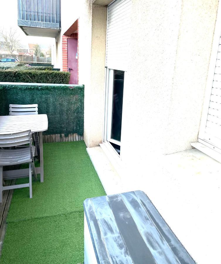 Capsule Miami Vice - Jacuzzi - Billard - Ecran Cinema & Netflix - Ping-Pong - Nintendo & Jeux- Liévin Exteriér fotografie